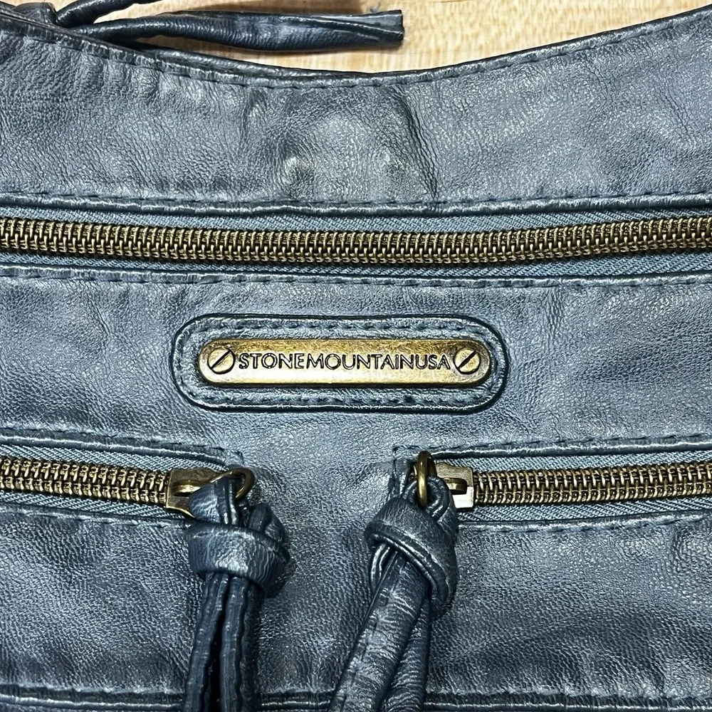Stone‎ Mountain USA Blue Faux Leather Crossbody Bag